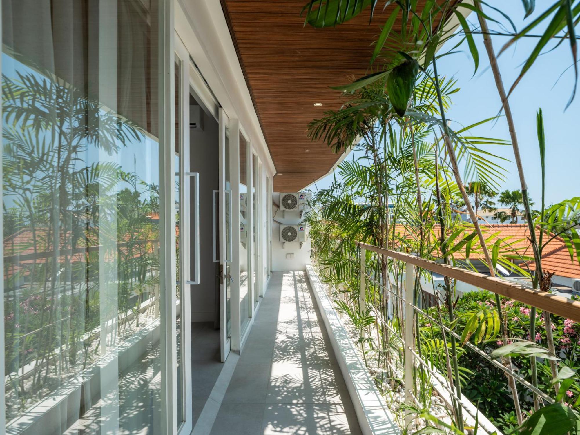 Apartment The Cruise Managed By Cpm Bali *